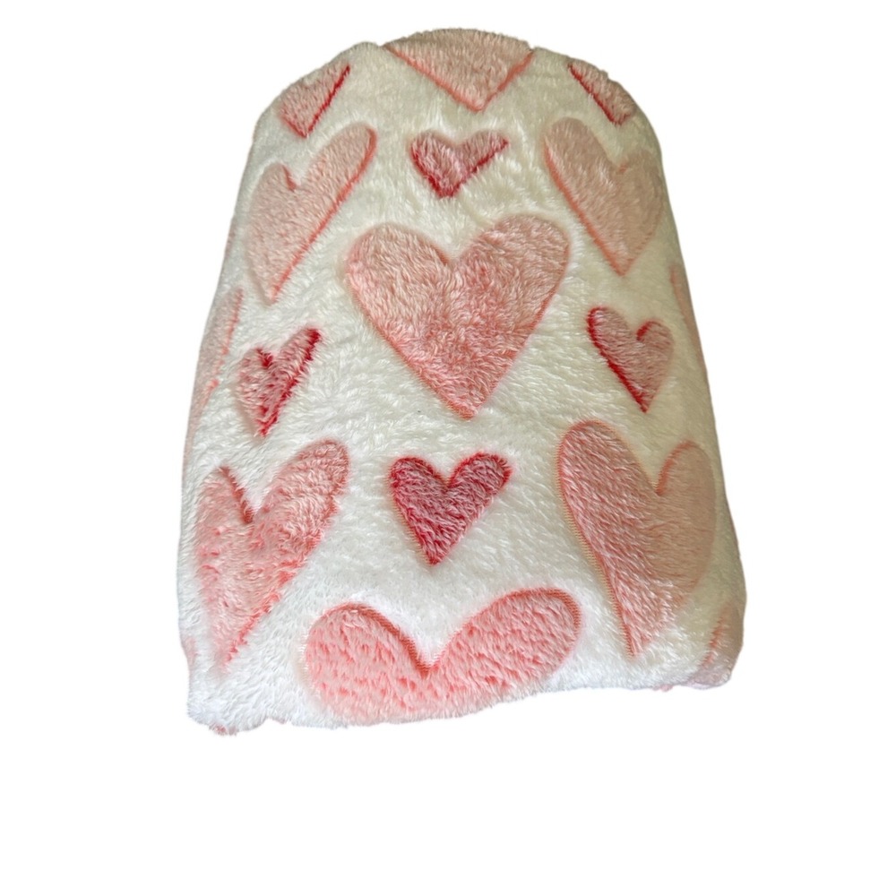 The Big One Plush Heart Print Throw Blanket Oversized Pink 5ft x 6ft Gift NEW